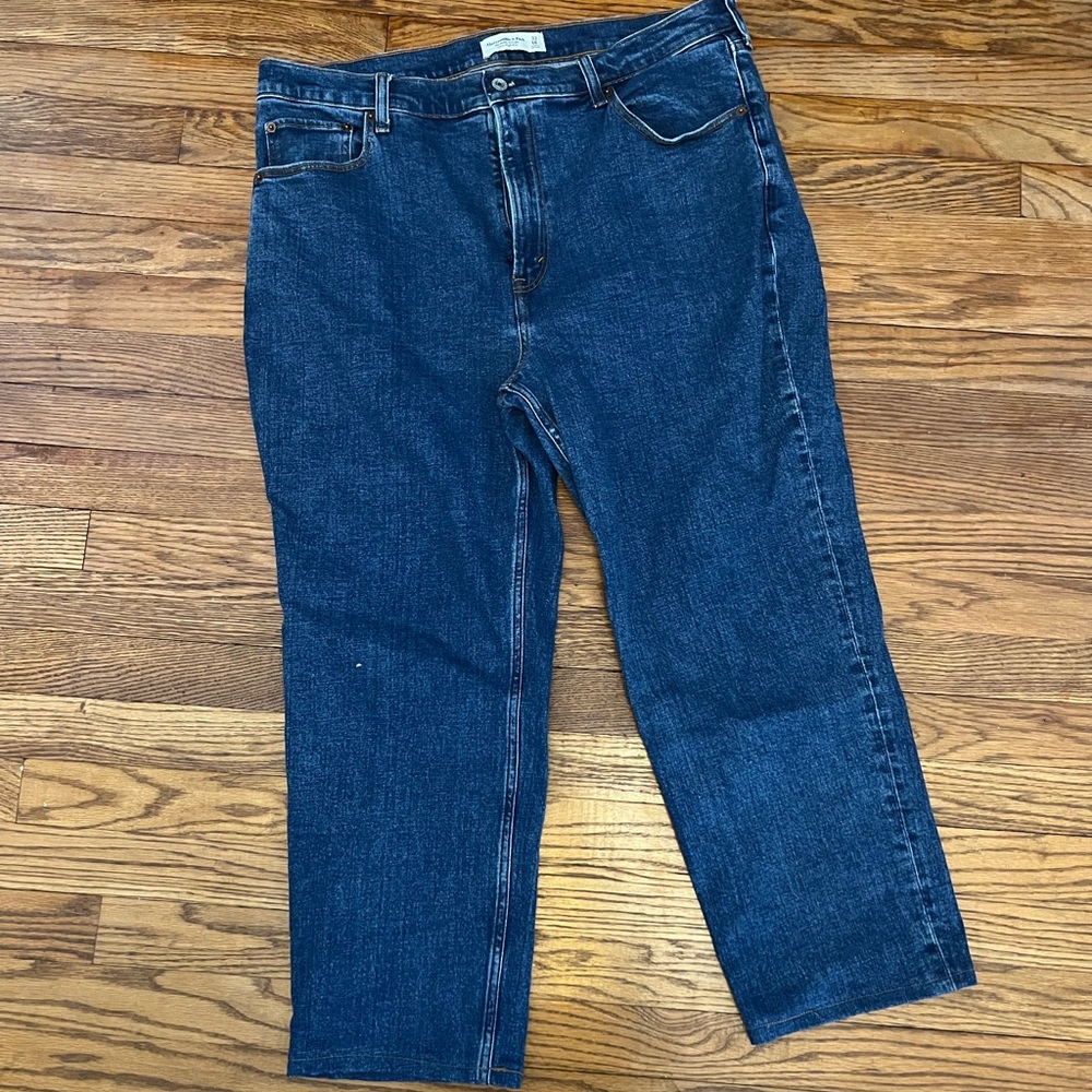 Abercrombie & Fitch The Ankle Straight Ultra High Rise Size 33